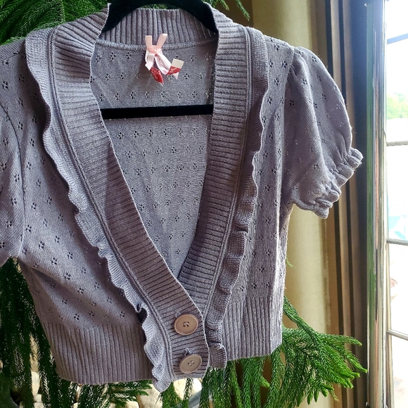 Derek Heart Vintage Shawl Cover - Picture 3 of 6